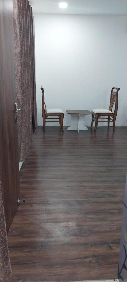 Hotel The Black Leaf Rāipur Pokoj fotografie
