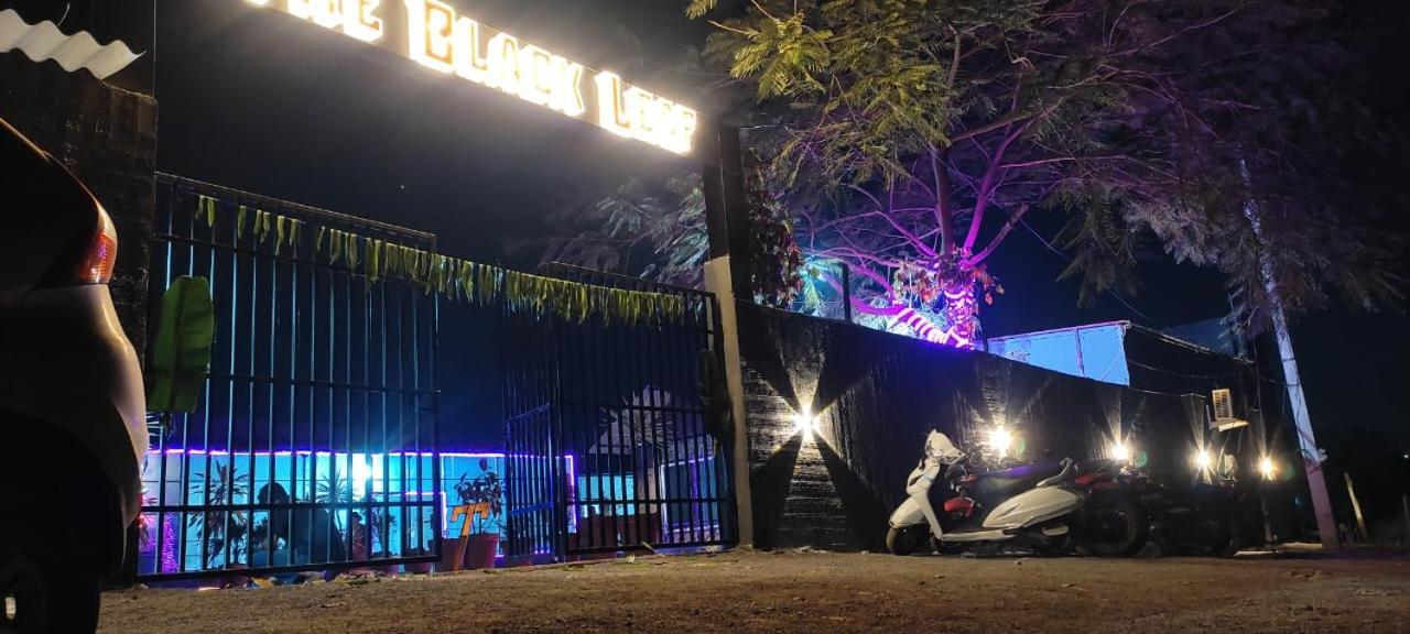 Hotel The Black Leaf Rāipur Exteriér fotografie